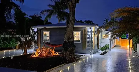 Two-Unit Duplex with Outdoor Living