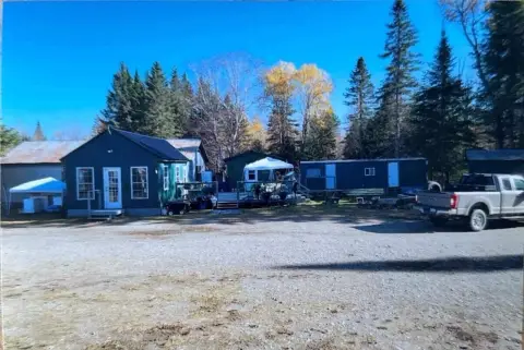 Hunting Lodge and Outfitter