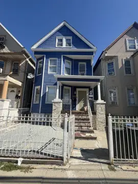 Colonial Multifamily Property