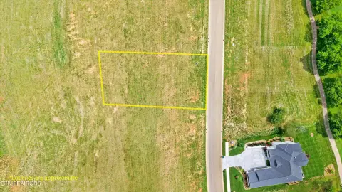Homesite in Lake & Golf Community