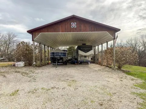 Recreational Land with Camper Cover