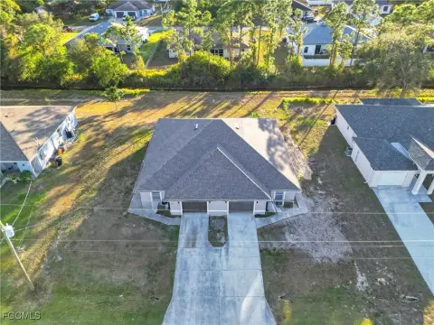 Turnkey Duplex with Updated Interiors