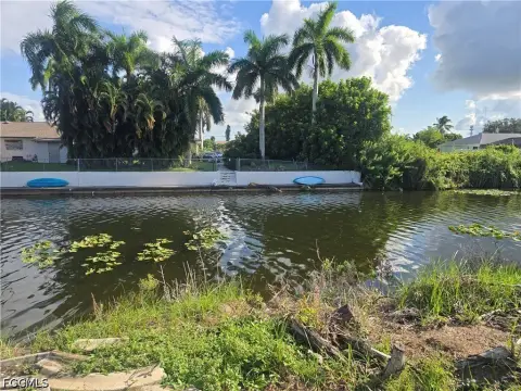 Freshwater Canal Land Lot