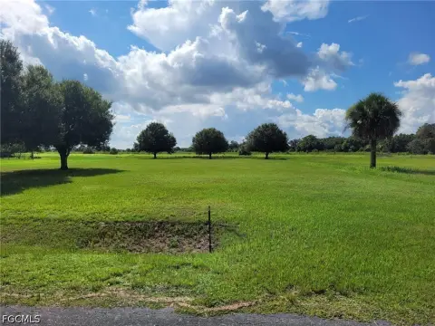 Riverfront Homesite Land Lot