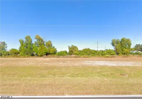 High-visibility Commercial Land Lot