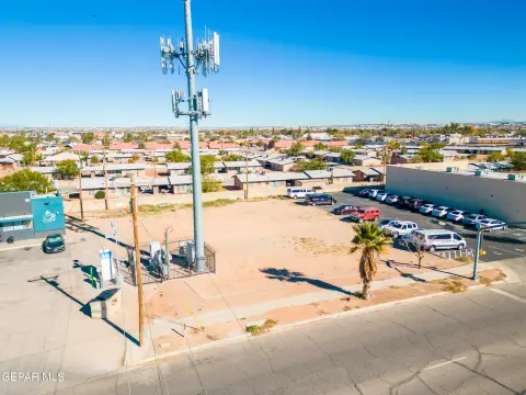 Commercial Land
