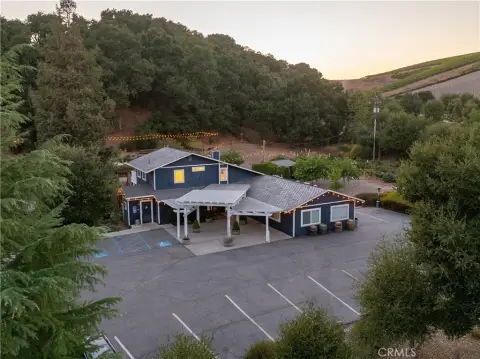 Winery and Tasting Room Property