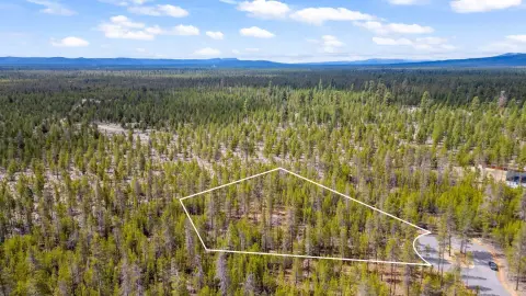La Pine Acreage: Build Your Dream