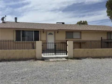 Pahrump Income Property on 2.5 Acres