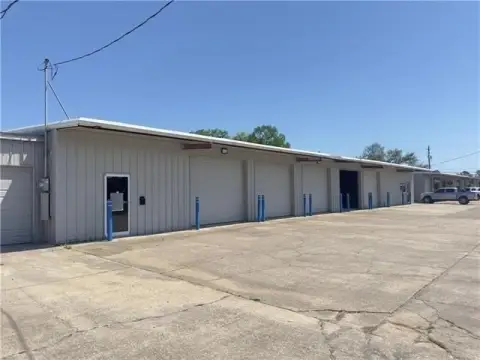 Warehouse Space with Roll-Up Doors