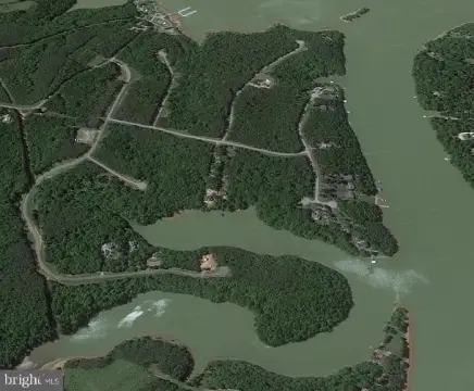 Waterfront Lot on Leesville Lake