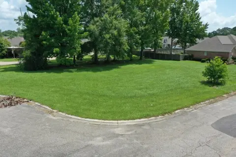 Laurel, MS Double Lot