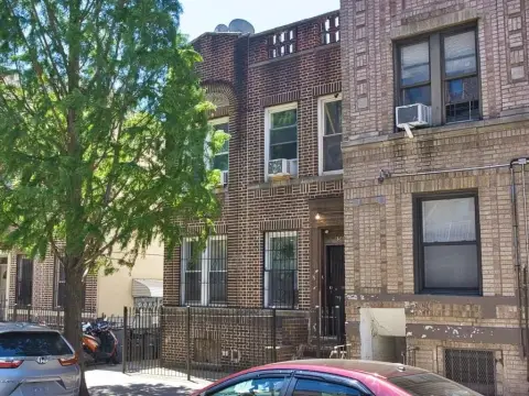 Brick 4-Family Duplex