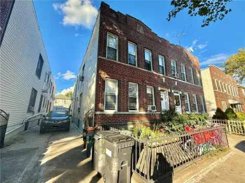Semi-Detached 4-Family Brick Building