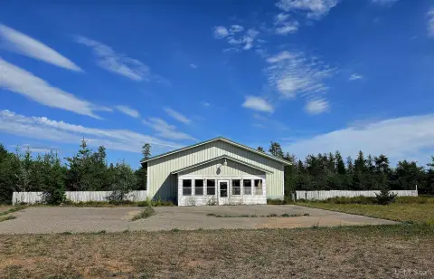 Flex Space with Two Buildings