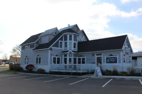 Waunakee Retail and Office Property