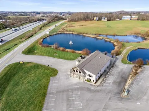 Two-Level Commercial Space Available