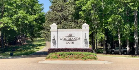 Wooded Estate Lots in Hattiesburg