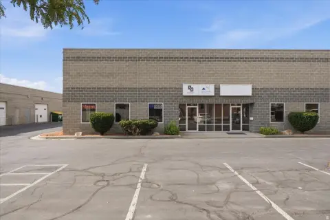 Flex Space With Mezzanine