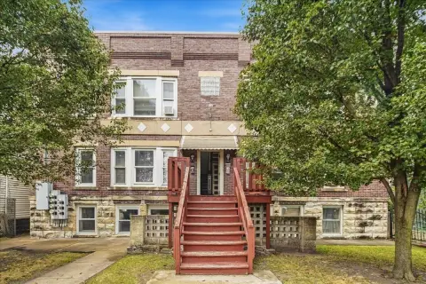 Six-Unit Brick Apartment Building