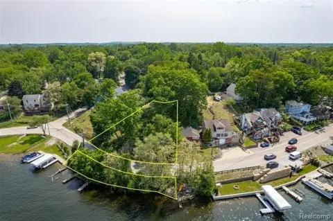 Lake Orion Waterfront Vacant Land