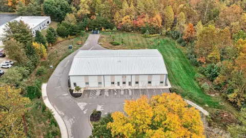 Mixed-Use Office and Warehouse