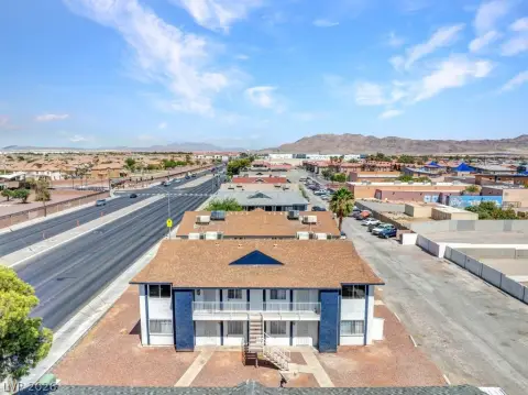 Renovated Fourplex with Parking
