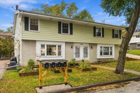 Four-Unit Townhouse-Style Quadplex
