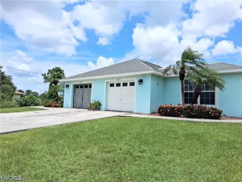 Duplex with Screened-In Balconies