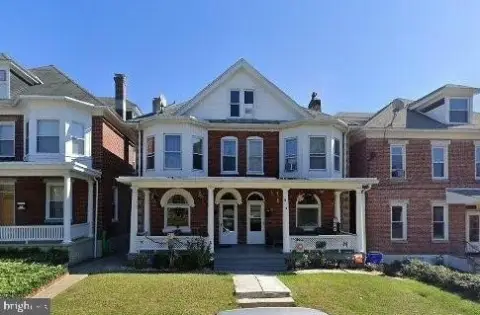 Duplex with Two 3-Bed Units