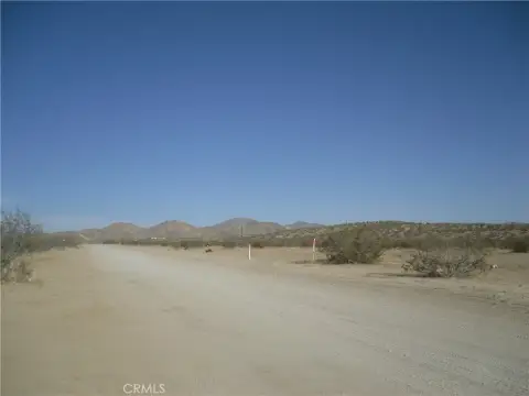 Apple Valley Land with Views