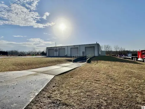 Commercial Building Near I-24