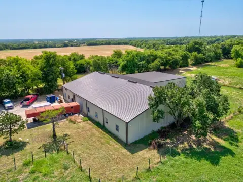 Insulated Shop With Horse Stalls