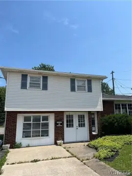 Multi-Office Commercial Space