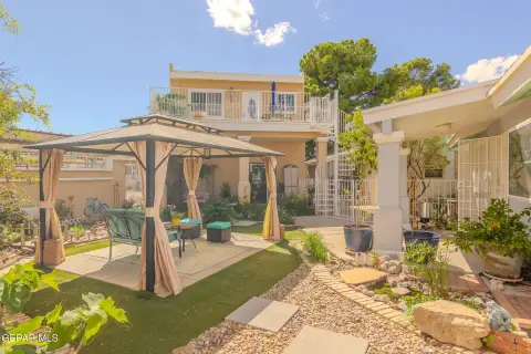 Triplex with Covered Carport