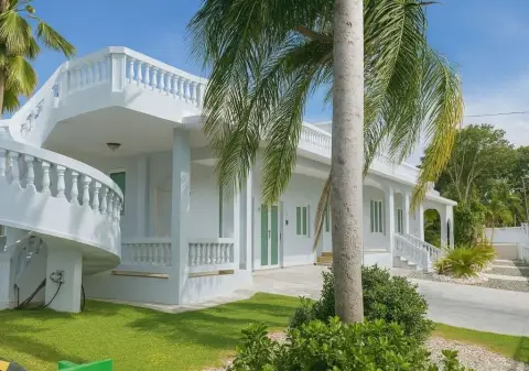 Ocean-View Four-Unit Quadplex