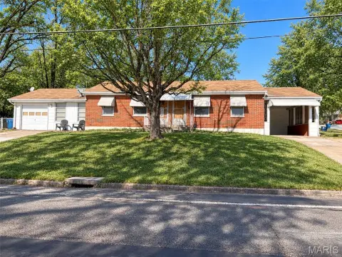 Brick Duplex with Lower-Level Space