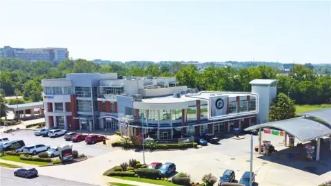 Shell Office Space in Rogers