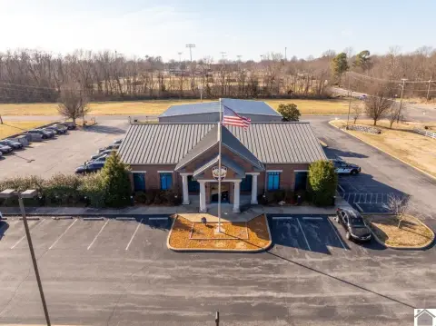 Multi-Purpose Commercial Property in Mayfield