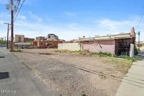 C4-Zoned Commercial Lot