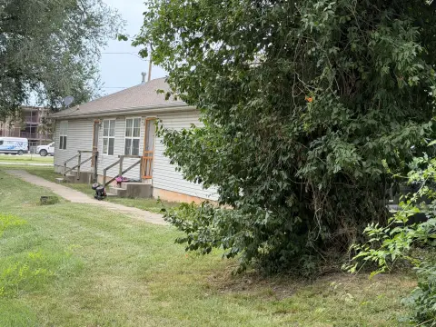 Quadplex Property With Two Duplexes