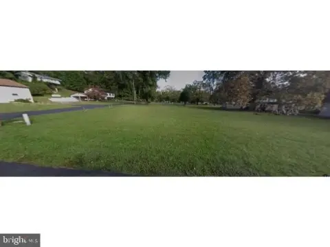 Residential Lots with Riverfront Views