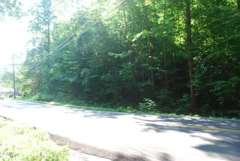 Creekside Commercial Land