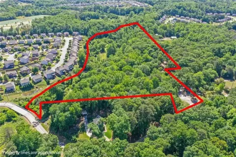 14 Acres in North Forsyth