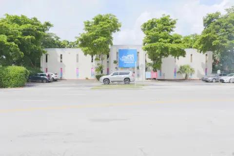 Miami Office Space Near Golden Glades