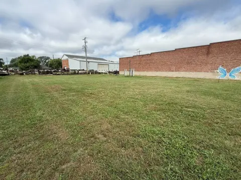 Commercial Lot