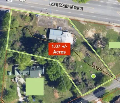 Single-Story Storefront Property