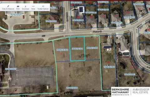Residential Lot in Elkhorn