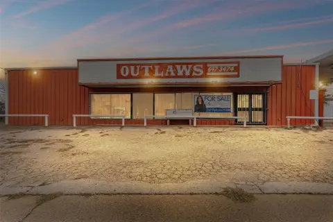 Retail Building with Drive-Through