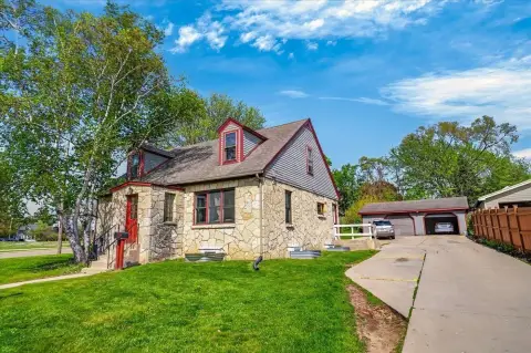 Whitewater Duplex: Income Potential